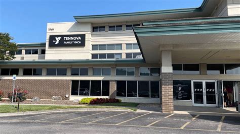 Ymca knoxville - The Pilot Family Y in West Knoxville is one of five branches of the YMCA of East Tennessee. The Pilot Y features group exercise studios for yoga, Zumba, str...